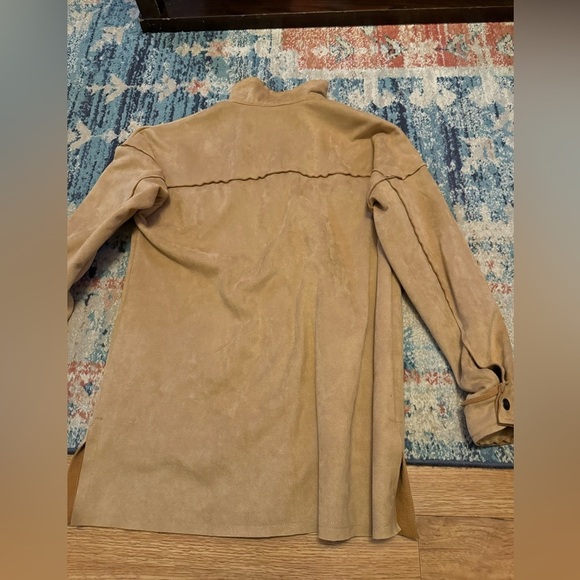 Doe & Rae Shacket - Picture 2 of 5